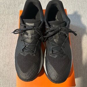 Men’s Nike Air Zoom Wildhorse 5 in great condition. Worn twice.